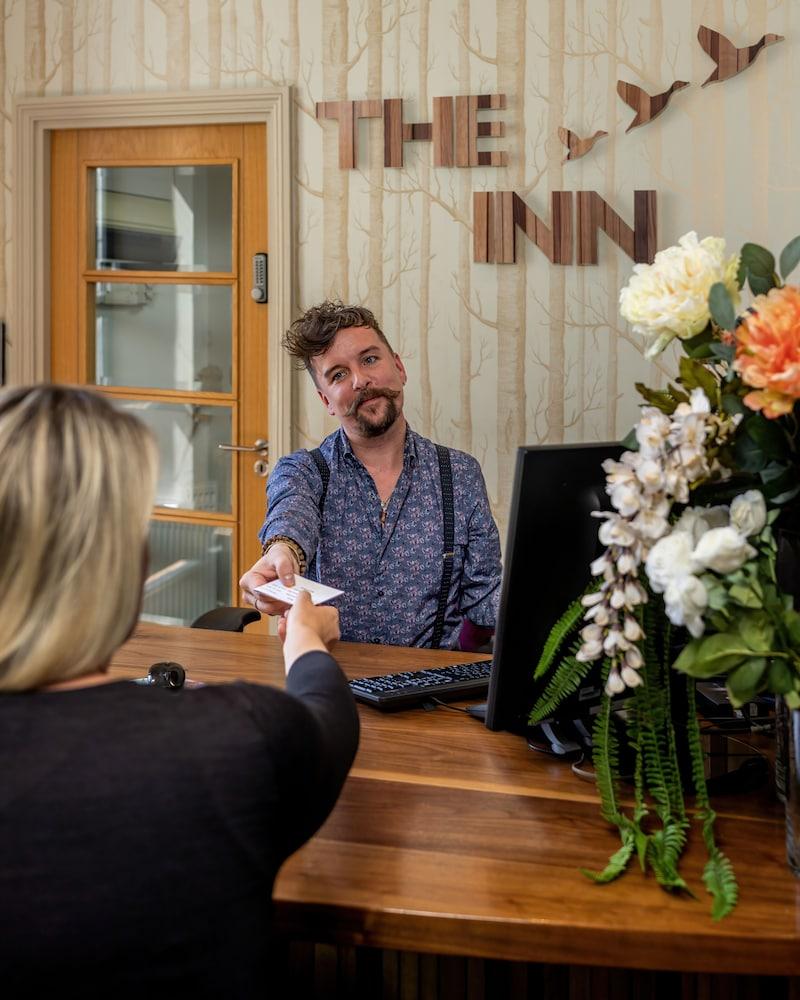 The Inn Hotel Bar And Restaurant Saint Helier Bagian luar foto